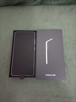 NOVY SAMSUNG S25 12/128GB. ZARUKA. - 2