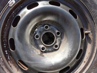 ZIMNÍ PNEU + DISKY 195/65R15 SEAT ŠKODA VW - 2