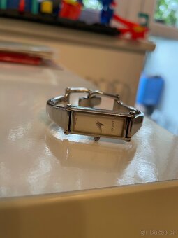 Prodám hodinky originál Gucci dámské - 2