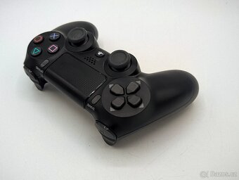Sony DualShock 4 - Jet Black - 2