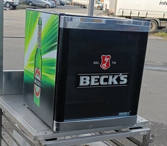 Prosklená mini lednice Husky - 2