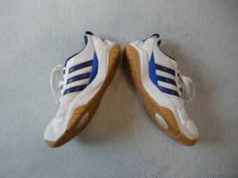Prodám dětské sportovní boty/tenisky, vel.33 zn. ADIDAS - 2
