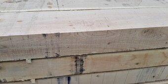 Dubové fošny, prkna, pražce a hranoly...přírodně sušené 15% - 2