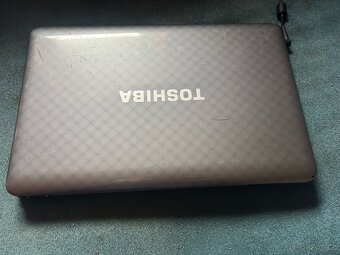 Toshiba satellite L750D-15E - 2