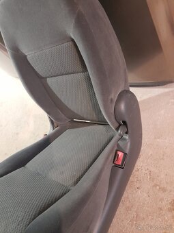 Sedačka Ford Galaxy - 2