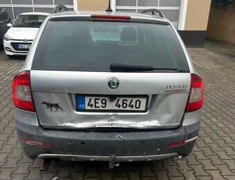 Škoda Octavia Scout - 2