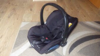 Dětská autosedačka Maxi-Cosi vajíčko - 2
