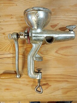 mlýnek, lis na ovoce Tutti Frutti - 2