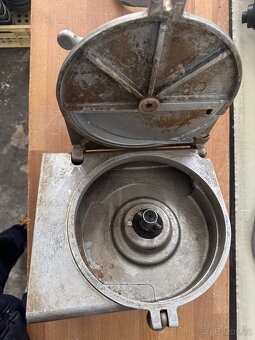 MLÝNEK NA STROUHANKU - 2