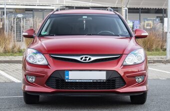 Hyundai i30 CW 80kW (2011) - 2