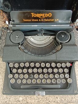 Prodám psací stroj - 2