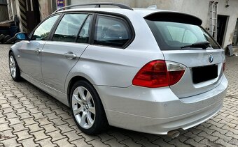 BMW E91 320d M47 automat kůže navigace panorama - 2