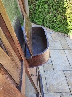 Věšák se zrcadlem - 2