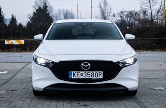 Mazda 3 90kW (2020). - 2