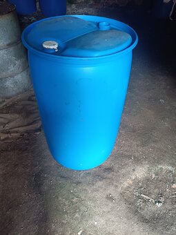 Plastové sudy - 2