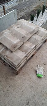 Prodám plotové tvárnice a stříšky KB Blok - 2