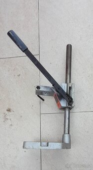 Stojan na vrtačku - 2