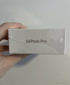Apple airpods pro gen 2 - 2