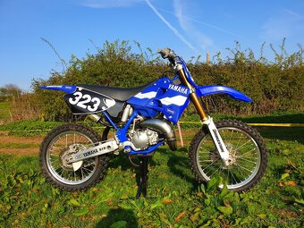 YAMAHA YZ 125 2T / YZ 250 2T plasty nádrže Polisport - 2