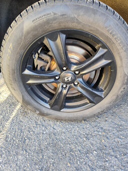 4x celoroční pneu + 17" ALU kola (pro Hyundai) - 2