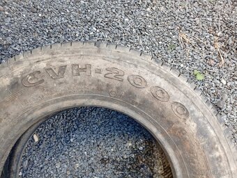 Prodám pneu 205/75 R16C - 2
