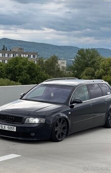 Audi a4 b6 3.0 quattro manuál - 2