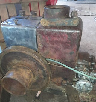 Stabilní motor lorenz - 2