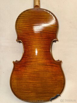 Prodám housle - 2