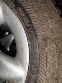 Alu kola +zimní pneu 235/75r15 - 2