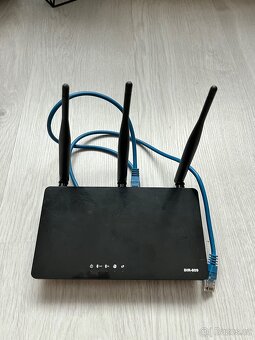 Router D-Link DIR 809 - 2