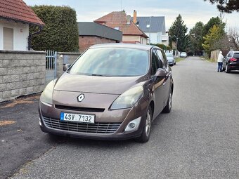 Renault Grand Scenik - 2