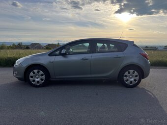 Prodám Opel astra J 2010, 1.4benzin 74kw - 2
