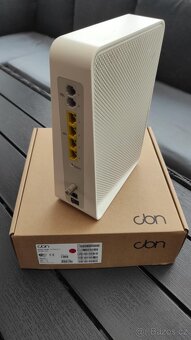 WIFI ROUTER CONNECT BOX CH7465LG - 2