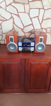 Philips mcd 716 - 2