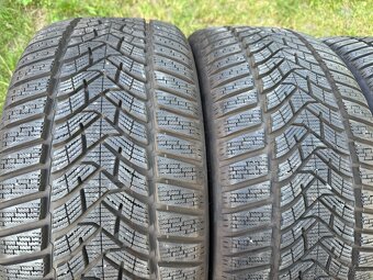 Zimní pneu 235 40 18 Dunlop - 2