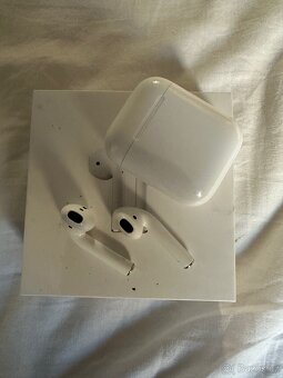 Airpods 2. generace - 2