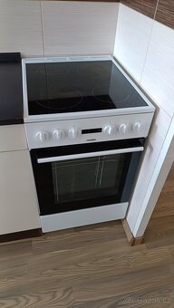 Prodám elektrický sporák MORA C5245AW – koupen 11/2022 - 2