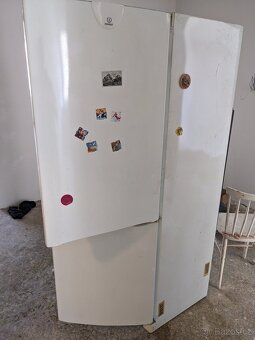 Lednice s mrazákem, funkční - 2