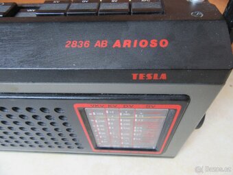 Nabízím retro radio Tesla Arioso. Radio nehraje,. Prodávám j - 2