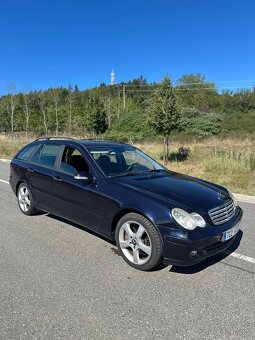 Mercedes benz w203 - 2