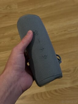 Bezdrátový reproduktor JBL Flip 6 - 2