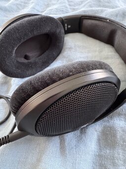 Sennheiser HD560s - 2
