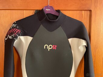 Prodám dámský a pánský neopren - 2