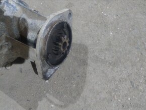 Startér Nissan Patrol ZD30 manuální převodovka - 2