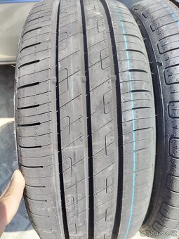 195/45/16 letní pneu GOODYEAR 195/45 R16 - 2