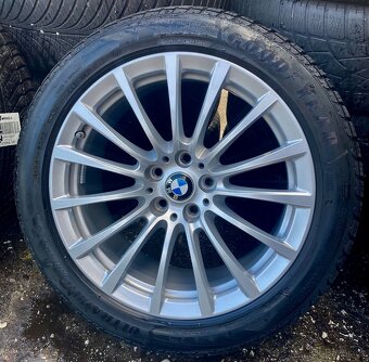 5x112 R18 8J ET30 BMW + 245/45 R18 GoodYear zimné - 2