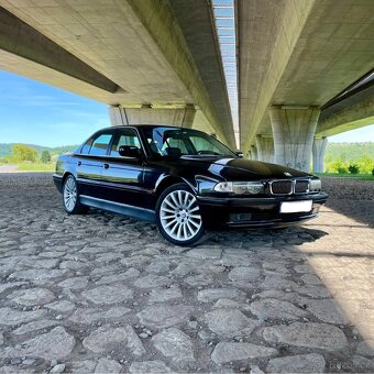 BMW e38 728i - 2