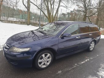 Honda Accord 2.2i-CDTi 103kW Executuve - 2