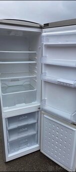 Lednice s mrazakem Beko - 2