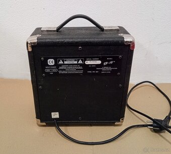 Kytarové kombo Squier SP 10 - 2